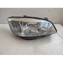Faro opel zafira destro