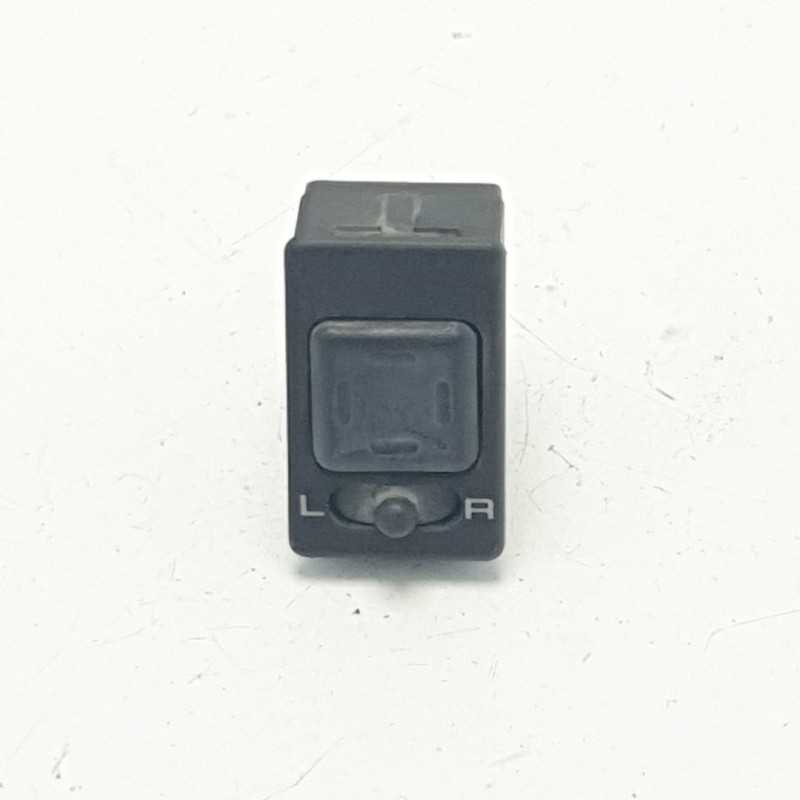 Interruttore pulsante comando regolazione specchietti elettrici Nissan Terrano MK1 Interruttore pulsante comando regolazione specchietti elettrici Nissan Terrano MK1
