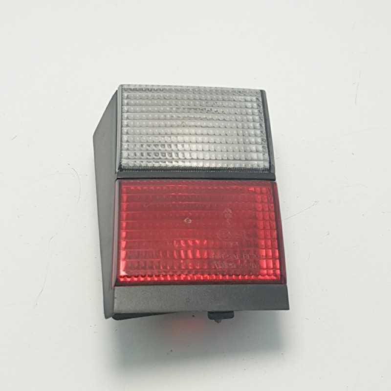 XFJ10022 faro fanale retomercia fendinebbia posteriore destro interno Rover 800 1994 Valeo XFJ10022 faro fanale retomercia fendinebbia posteriore destro interno Rover 800 1994 Valeo