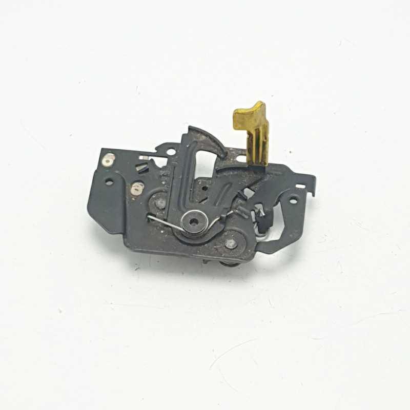C1BA16700 serratura chiusura cofano anteriore motore Ford Fiesta VI MK6 2012 C1BA16700 serratura chiusura cofano anteriore motore Ford Fiesta VI MK6 2012