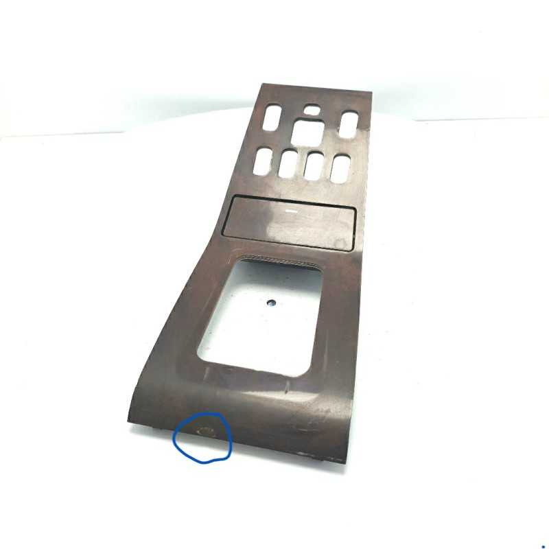 A1636830000 console modanatura plancia centrale radica Mercedes W163 ML scheggiato A1636830000 console modanatura plancia centrale radica Mercedes W163 ML scheggiato