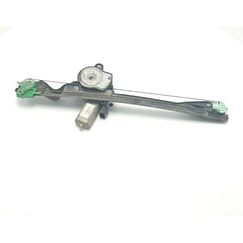 465363110 motorino alzavetri alzacristallo anteriore destro Fiat Punto 2° serie 188 1999-10 2pin 465363110 motorino alzavetri alzacristallo anteriore destro Fiat Punto 2° serie 188 1999-10 2pin