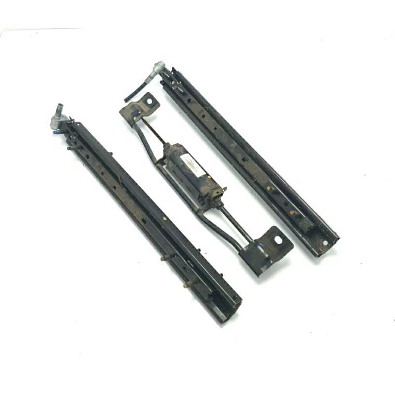5509070H motorino attuatore regolazione sedile Chrysler Pt Cruiser 2.2 CRD 110Kw 2008 5 marce anteriore sinistra guidatore 5509070H motorino attuatore regolazione sedile Chrysler Pt Cruiser 2.2 CRD 110Kw 2008 5 marce anteriore sinistra guidatore