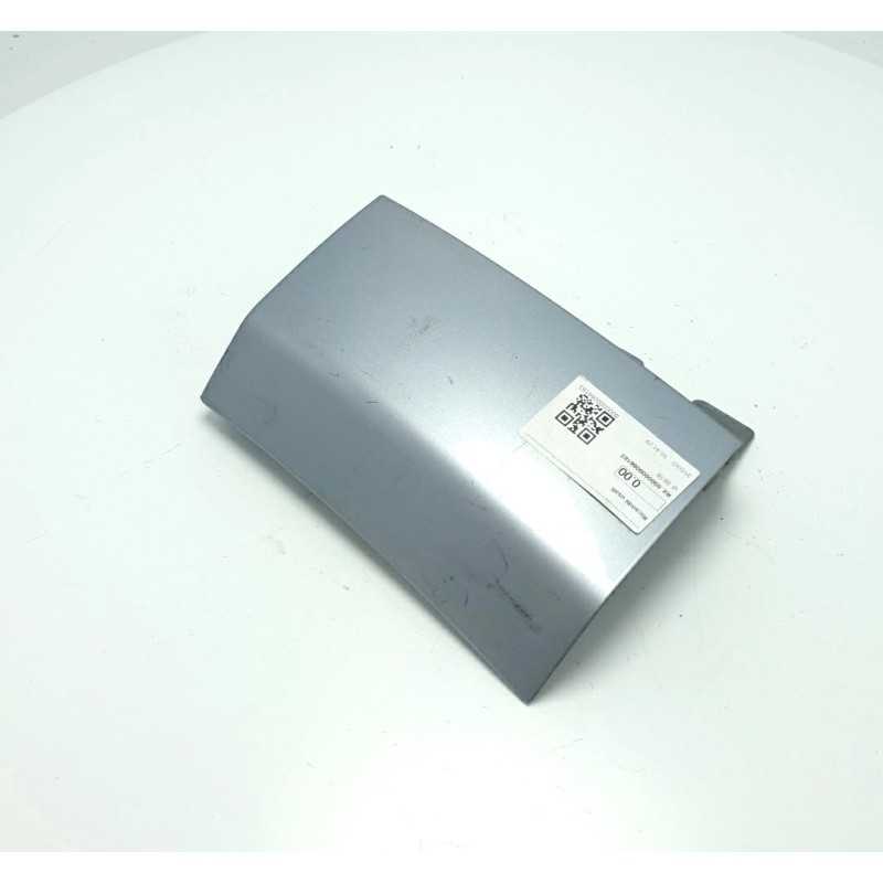Modanatura finitura inferiore faro posteriore sinistro Opel Meriva A colore grigio Modanatura finitura inferiore faro posteriore sinistro Opel Meriva A colore grigio