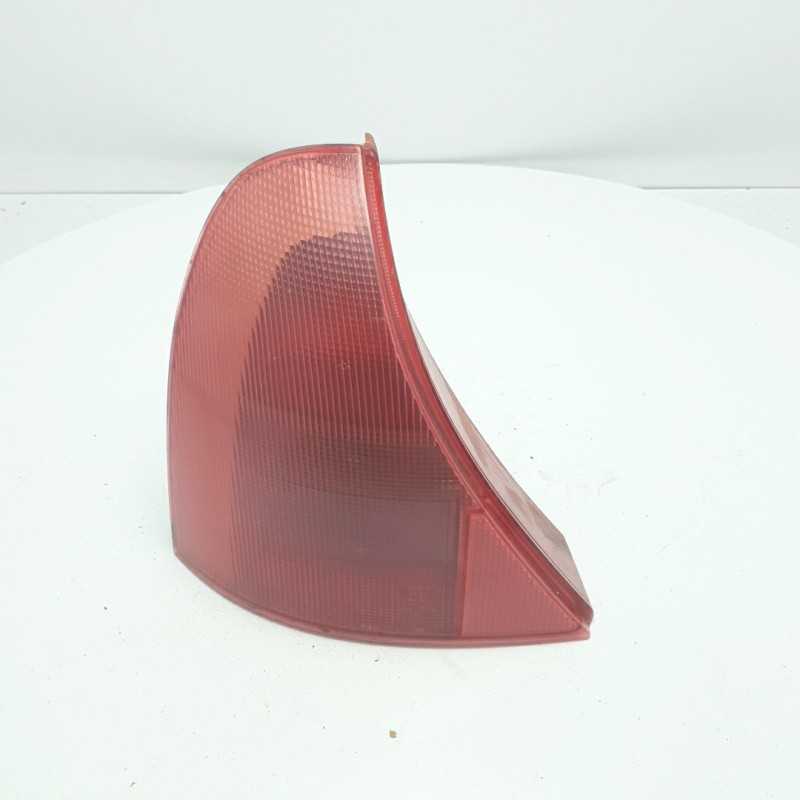 7700410515 faro fanale gruppo ottico stop Renault Clio MK2 1998-04 posteriore sinistro Valeo 6pin 7700410515 faro fanale gruppo ottico stop Renault Clio MK2 1998-04 posteriore sinistro Valeo 6pin