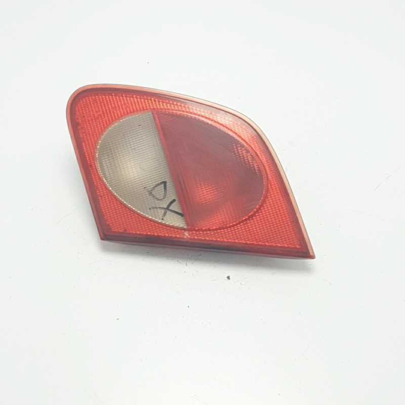 A2108201064 fanale fanalino posteriore interno destro Mercedes W210 Classe E 1995-03 3pin A2108201064 fanale fanalino posteriore interno destro Mercedes W210 Classe E 1995-03 3pin