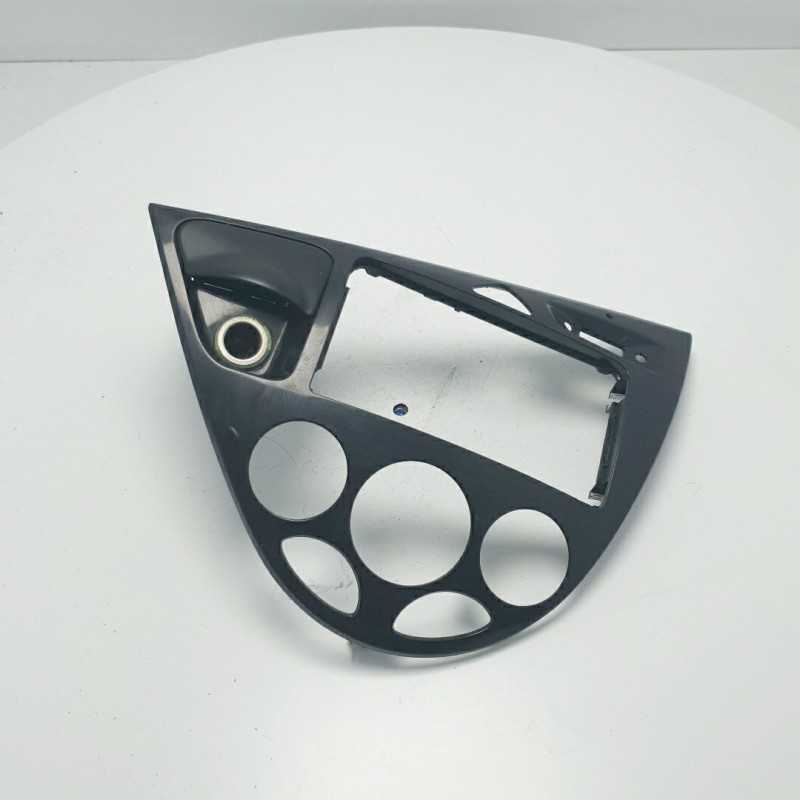 98AB-A046A04-AEW cover masacherina finitura cruscotto centrale Ford Focus MK1 nera 98AB-A046A04-AEW cover masacherina finitura cruscotto centrale Ford Focus MK1 nera