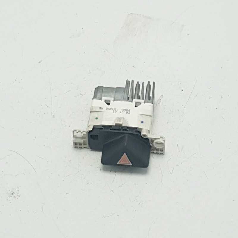 98AG13A350AE pulsante interruttore emergenza 4 frecce Ford Focus MK1 1998-05 9pin 98AG13A350AE pulsante interruttore emergenza 4 frecce Ford Focus MK1 1998-05 9pin