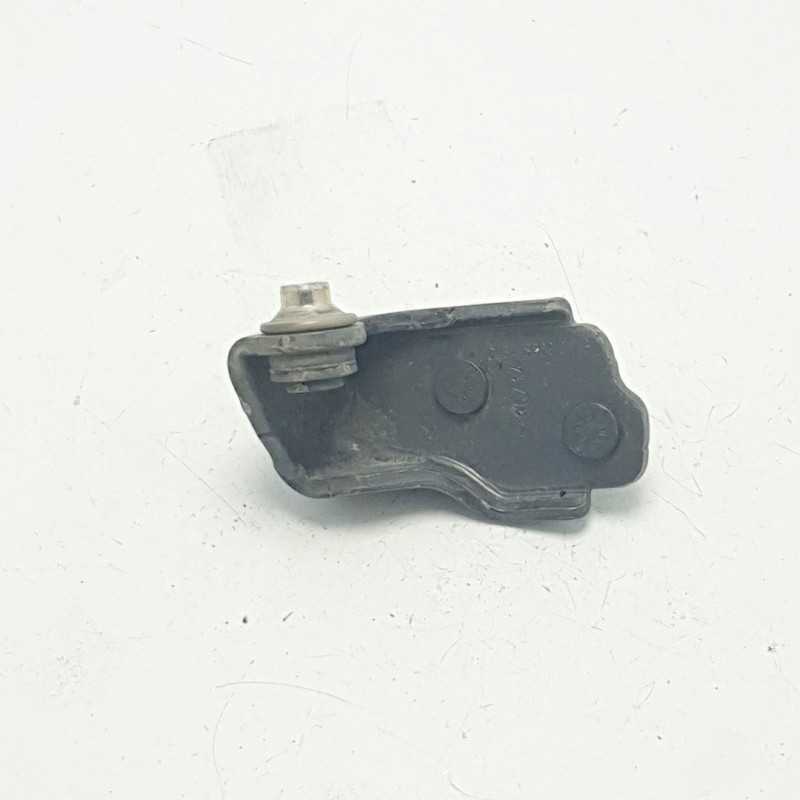CJ54S26810AB cerniera portiera posteriore destra Ford KUGA II serie 2012-19 CJ54S26810AB cerniera portiera posteriore destra Ford KUGA II serie 2012-19