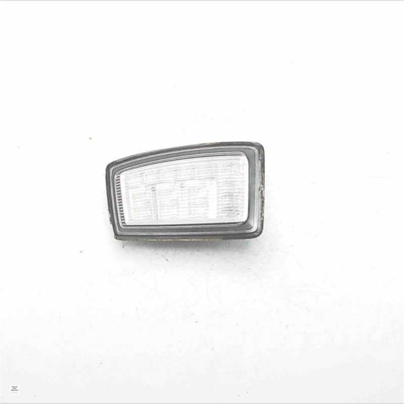 8X0945096 Luci fanale interna di cortesia portellone bagagliaio destra Audi A1 TYP 8X 2010-18 8X0945096 Luci fanale interna di cortesia portellone bagagliaio destra Audi A1 TYP 8X 2010-18