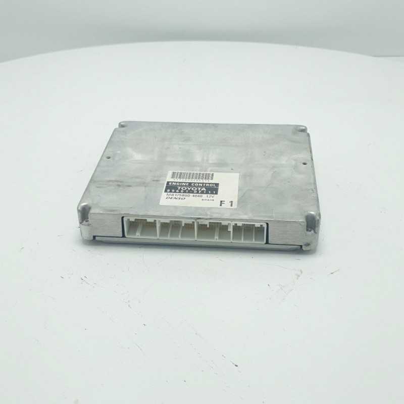 89661-0F111 centralina ecu modulo controllo motore Toyota Corolla Verso MK2 2.2 D4D 2008 Denso 89661-0F111 centralina ecu modulo controllo motore Toyota Corolla Verso MK2 2.2 D4D 2008 Denso
