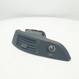 55680-64010 bocchetta aerazione abitacolo clima Toyota Corolla Verso MK2 2008 alloggio accendisigari 