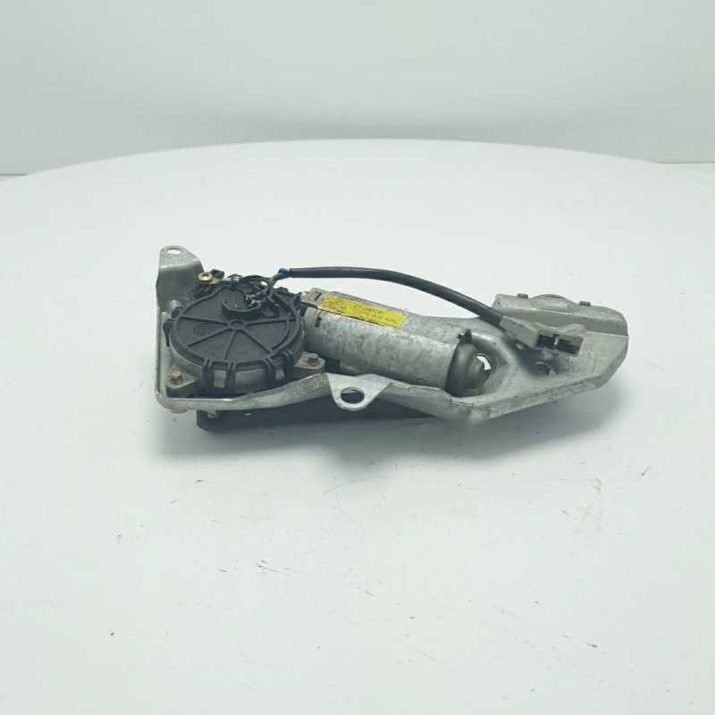 8200028554 motorino tergicristallo posteriore tergilunotto Renault Megane MK1 1998 Bosch 3pin 8200028554 motorino tergicristallo posteriore tergilunotto Renault Megane MK1 1998 Bosch 3pin