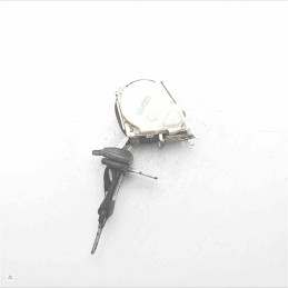 33056057D Cintura di sicurezza posteriore centrale Renault Clio III serie 2005-13
