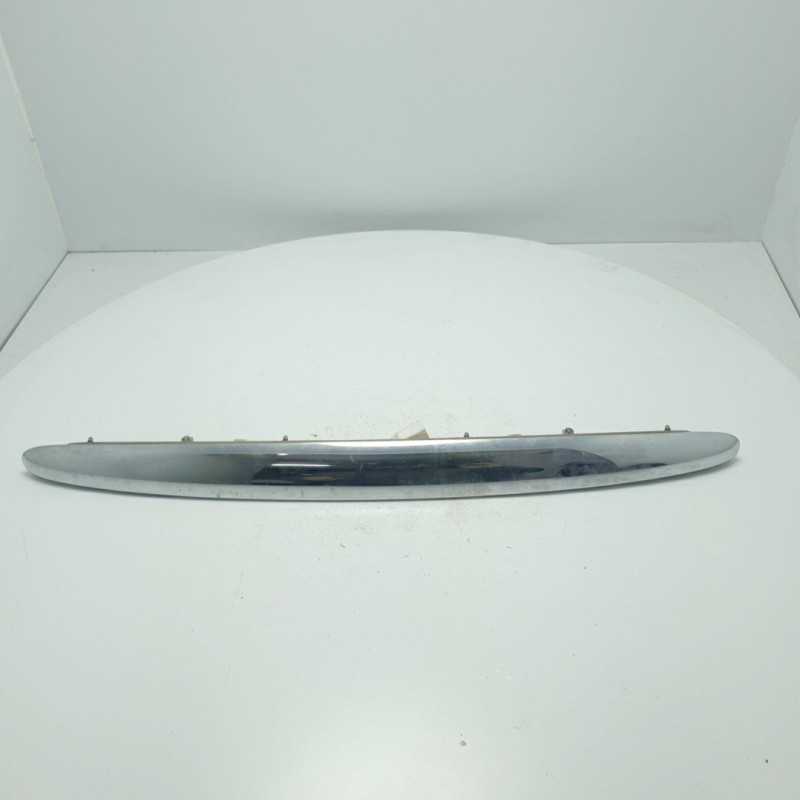 735335751 baffo maniglia portellone posteriore Lancia Ypsilon 2003-11 cromato luce targa 735335751 baffo maniglia portellone posteriore Lancia Ypsilon 2003-11 cromato luce targa