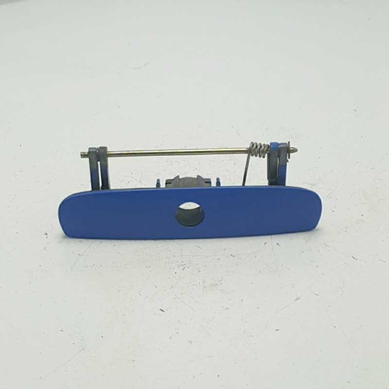 6Q6827565B maniglia esterna apertura portellone bagagliaio VW Polo 9N 2003 colore azzurro 6Q6827565B maniglia esterna apertura portellone bagagliaio VW Polo 9N 2003 colore azzurro