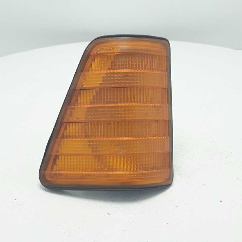 32757 fanalino freccia indicatore direzione Mercedes W601 307D furgone anteriore sinistra Hella 32757 fanalino freccia indicatore direzione Mercedes W601 307D furgone anteriore sinistra Hella
