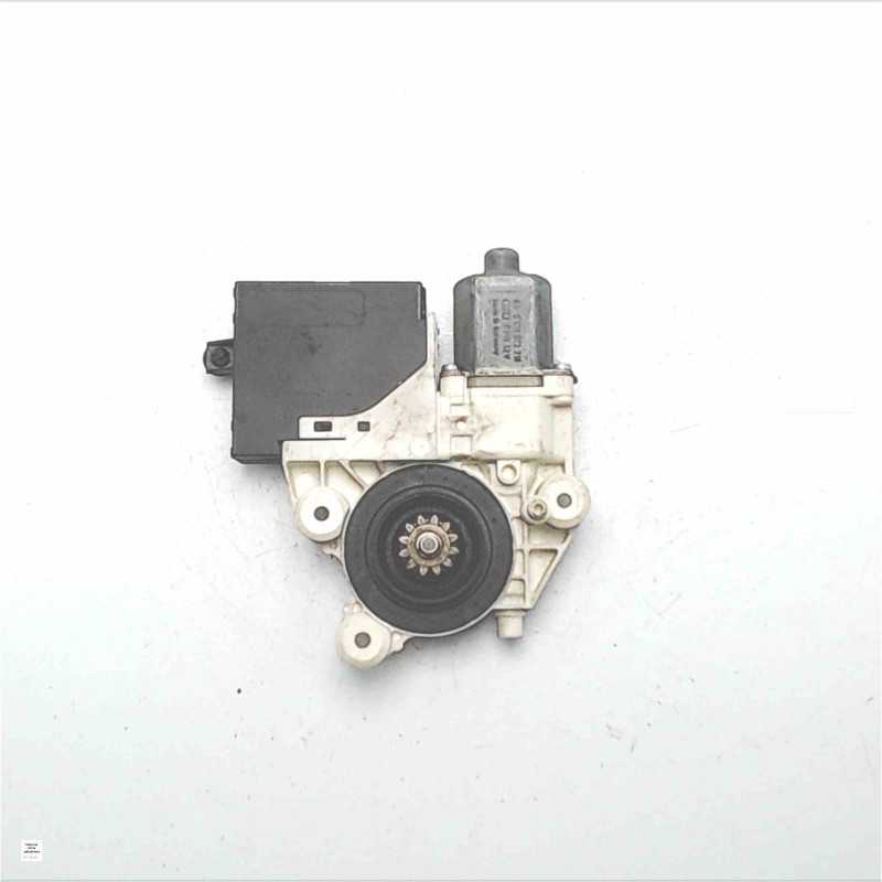 981537-103 Motorino alzavetro 0130822218 posteriore destro Ford Focus II serie 2004-11 981537-103 Motorino alzavetro 0130822218 posteriore destro Ford Focus II serie 2004-11