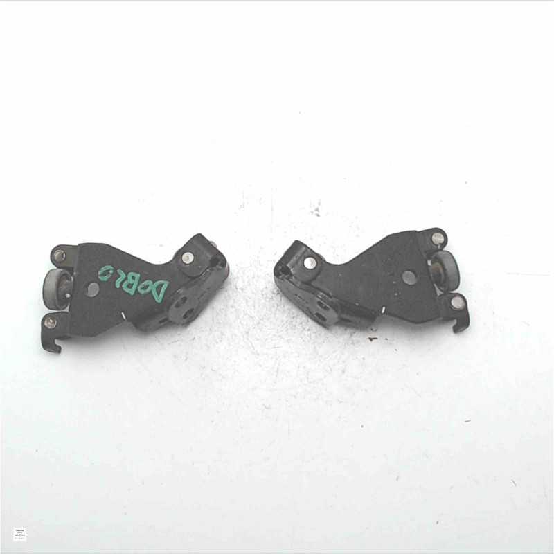 Cerniere porte laterali scorrevoli destra sinistra Fiat Doblo' 223 2000-09 Cerniere porte laterali scorrevoli destra sinistra Fiat Doblo' 223 2000-09