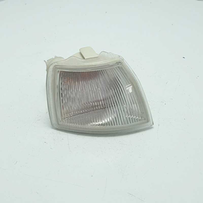 20424120 fanalino freccia indicatore direzione Opel Vectra B 1992-95 TYC anteriore destro 20424120 fanalino freccia indicatore direzione Opel Vectra B 1992-95 TYC anteriore destro
