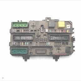 13220830 Centralina ECU Body computer scatola portafusibili Opel Astra H 2004-10 5DK008669-63