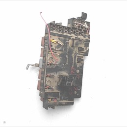 P8200031555 Centralina ECU portafusibili Renault Clio 1.9d II serie 1998-05 21656613-9A 