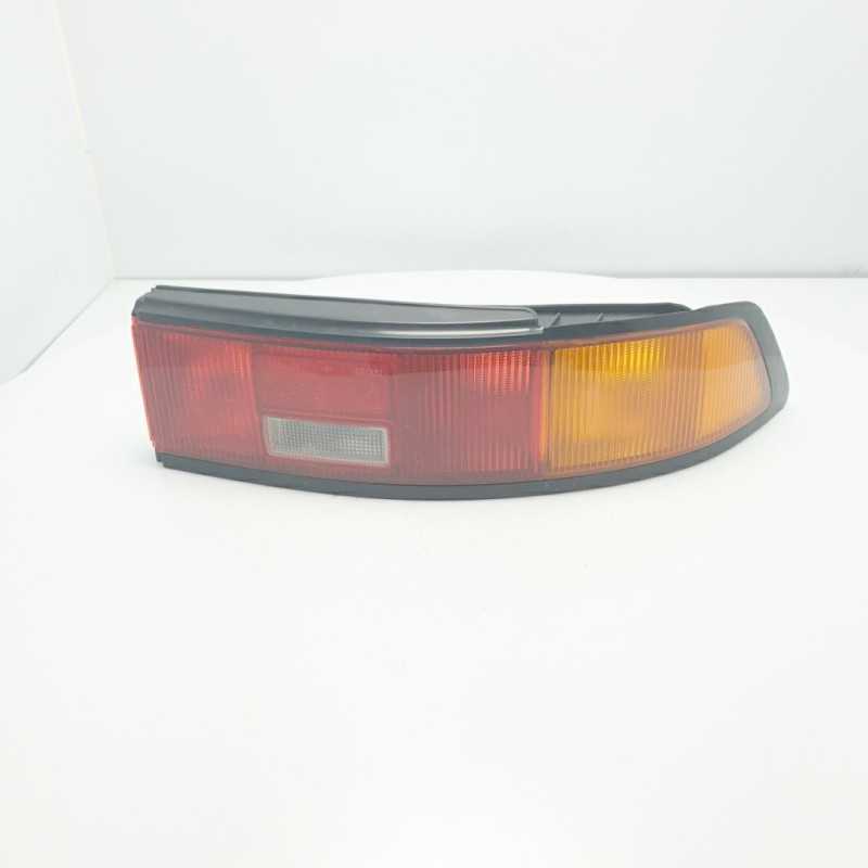 BS3451170A faro fanale gruppo ottico stop Mazda 323F 1989 posteriore destro Stanley BS3451170A faro fanale gruppo ottico stop Mazda 323F 1989 posteriore destro Stanley