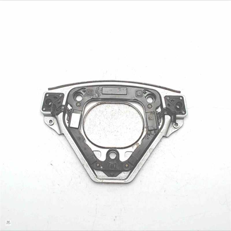 6019493.85.01 Interruttore controlli comandi al volante Mercedes classe C W203 SLK R171 2000-07 6019493.85.01 Interruttore controlli comandi al volante Mercedes classe C W203 SLK R171 2000-07