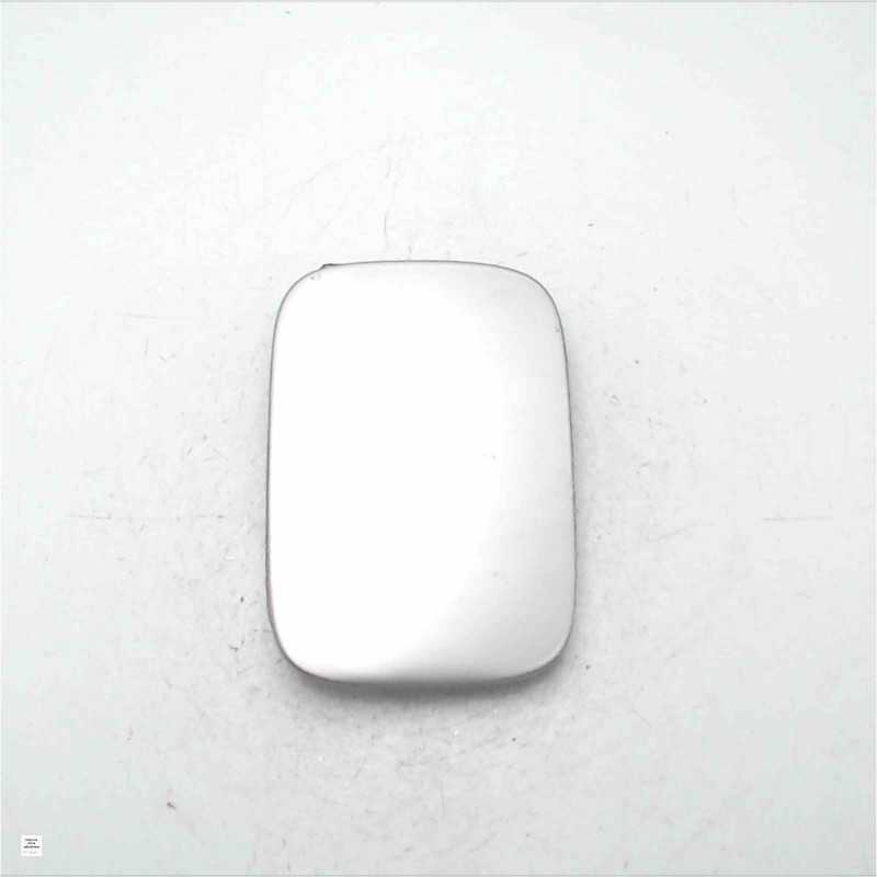 A2035840039 Aletta sportello carburante serbatoio Mercedes classe A W169 2004-12 A2035840039 Aletta sportello carburante serbatoio Mercedes classe A W169 2004-12