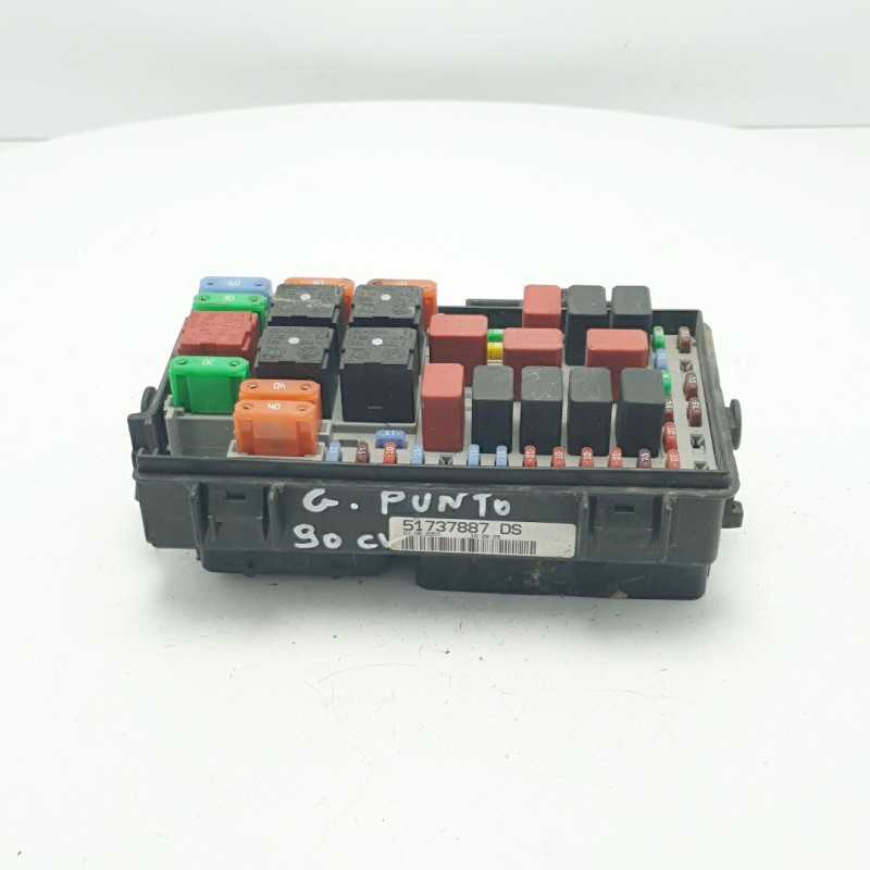 51737887 centralina scatola fusibili Fiat Grande Punto 199 1.9 Mjt 90CV 2005-18 51737887 centralina scatola fusibili Fiat Grande Punto 199 1.9 Mjt 90CV 2005-18
