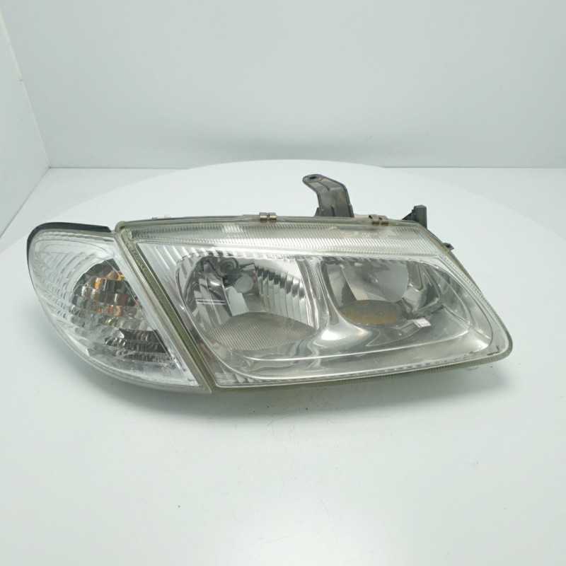 89003330 faro fanale proiettore Nissan Almera MK2 anteriore destro 2000-03 Valeo 89003330 faro fanale proiettore Nissan Almera MK2 anteriore destro 2000-03 Valeo