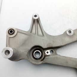 Piastra supporto posteriore ruota blocco motore marmitta Honda Sh 125 AD 2020