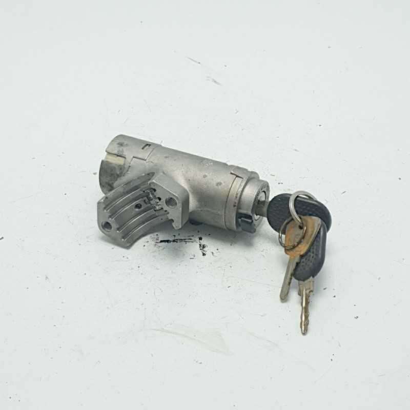 Blocchetto cilindretto accensione avviamento Fiat Uno 1989-95 connettore fili mancante Blocchetto cilindretto accensione avviamento Fiat Uno 1989-95 connettore fili mancante