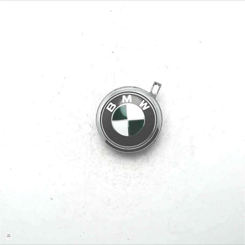 7207933-01 Maniglia esterna portellone bagagliaio BMW serie 1 E87 2009 7207933-01 Maniglia esterna portellone bagagliaio BMW serie 1 E87 2009