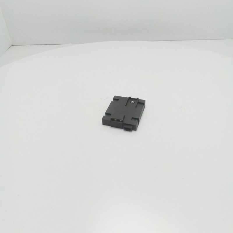 A1698200475 centralina modulo controllo amplificatore antenna Mercedes W169 Classe A 2004-12 A1698200475 centralina modulo controllo amplificatore antenna Mercedes W169 Classe A 2004-12