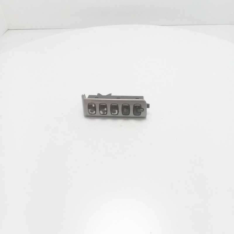 Pulsanteria interruttori luci cruscotto Fiat Croma 2° serie 194 1.9 MJT 88KW 2008 cod mot 939A1000 Valeo Pulsanteria interruttori luci cruscotto Fiat Croma 2° serie 194 1.9 MJT 88KW 2008 cod mot 939A1000 Valeo
