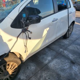 Ricambi usati sul piazzale Toyota Yaris