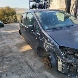 Ricambi usati sul piazzale Focus C-Max