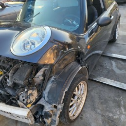 Ricambi usati sul piazzale Mini cooper