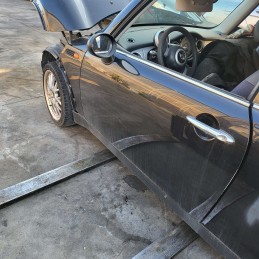 Ricambi usati sul piazzale Mini cooper