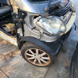 Ricambi usati sul piazzale Smart