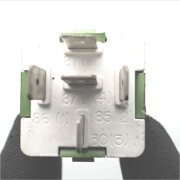 9620725080 Rele' relay Peugeot 5008 2.0 110kw 150cv RHE 2010 6marce