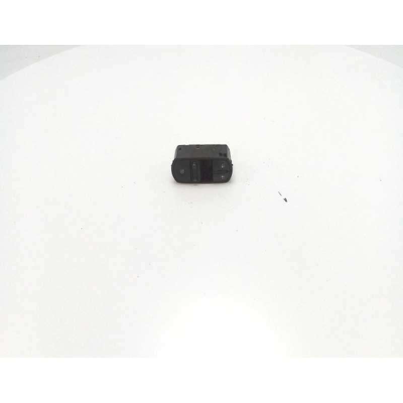 13258521 pulsantiera interruttori comandi alzavetri alzacristalli Opel Corsa D 1.2 B 63KW 2011 cod mot A12XER anteriore sx 13258521 pulsantiera interruttori comandi alzavetri alzacristalli Opel Corsa D 1.2 B 63KW 2011 cod mot A12XER anteriore sx