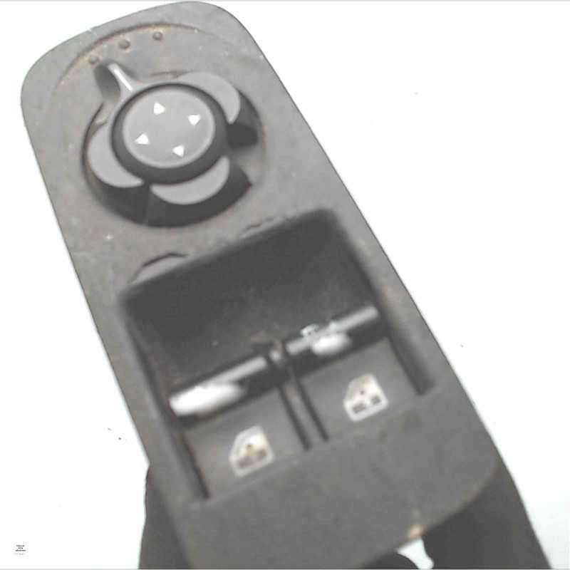 01560851700 Gruppo comandi pulsanti alzavetro ant sx Alfa Romeo Mito 955 2008-18 01560851700 Gruppo comandi pulsanti alzavetro ant sx Alfa Romeo Mito 955 2008-18