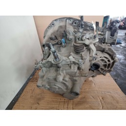 Cambio Renault Megane 1.9D 88kw 6marce 2005 cod.mot F9QB8 (8200361232)pos O3