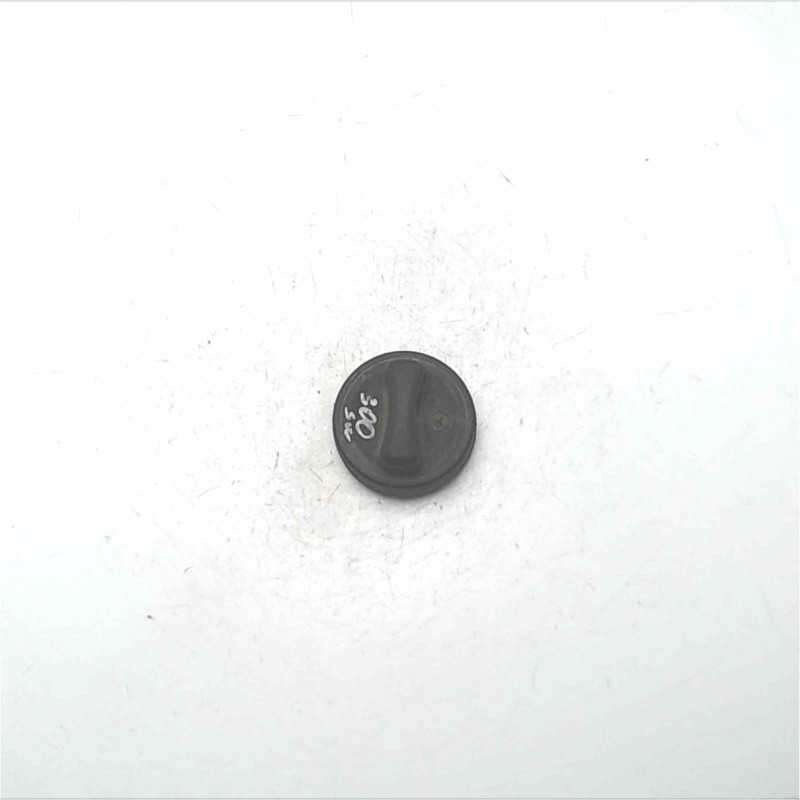 1404700005 Tappo chiusura serbatoio carburante Mercedes classe A W169 2004-12 1404700005 Tappo chiusura serbatoio carburante Mercedes classe A W169 2004-12