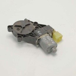 0130822404 motorino alzavetri alzacristallo Ford Fiesta MK6 VI 2008 anteriore sinistro Bosch 6pin