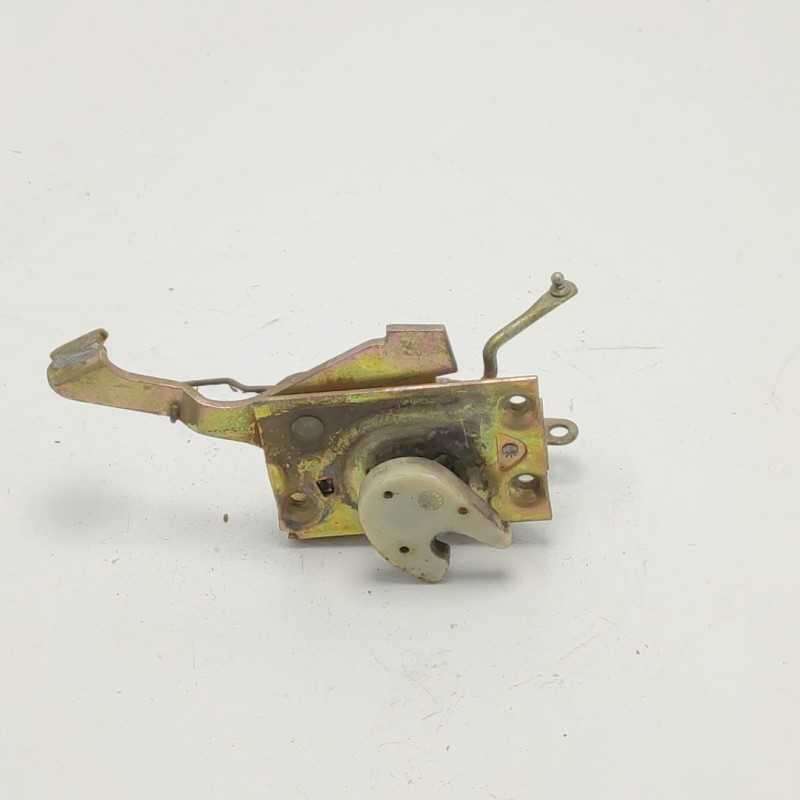 Serratura meccanica portiera Alfa Romeo 33 2° serie 1986-95 anteriore destra Serratura meccanica portiera Alfa Romeo 33 2° serie 1986-95 anteriore destra