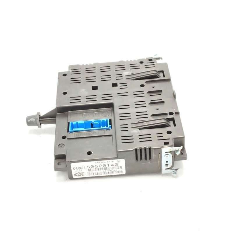50520143 centralina ecu modulo controllo Alfa Romeo Giulietta 940 2010 blu&me bluetooth 50520143 centralina ecu modulo controllo Alfa Romeo Giulietta 940 2010 blu&me bluetooth