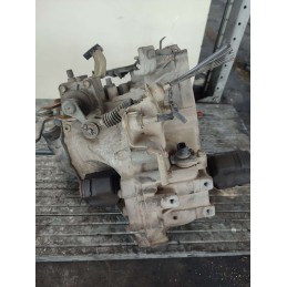 Cambio Toyota Yaris 1.0benz 5marce 1serie 2000 pos P3